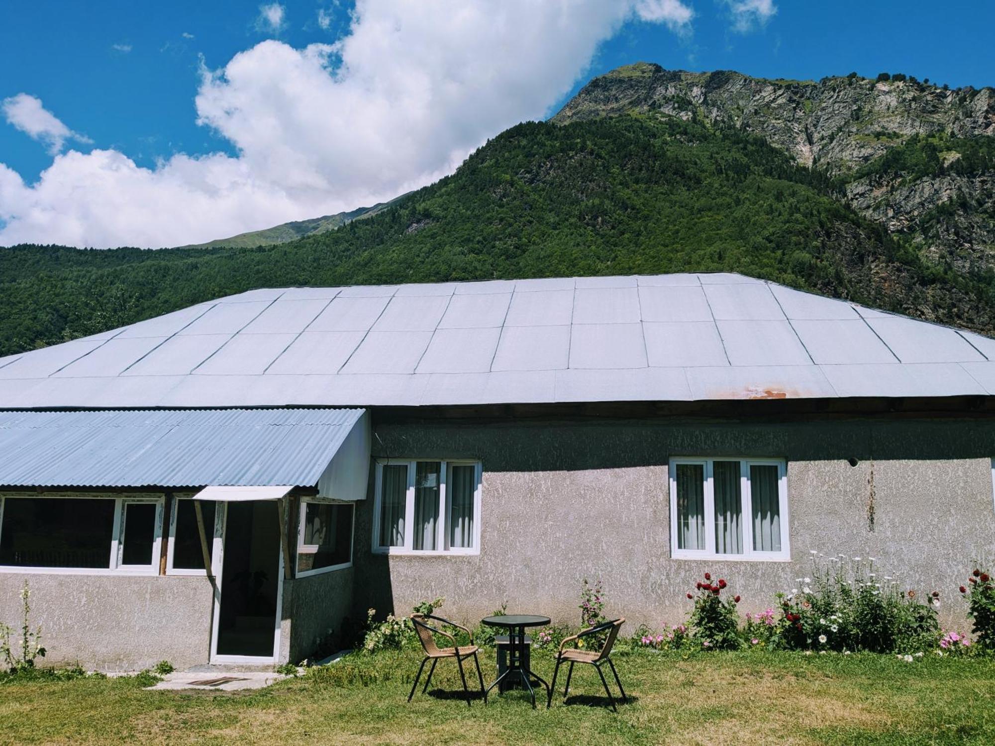 Guest House In Zhabeshi Lali Extérieur photo