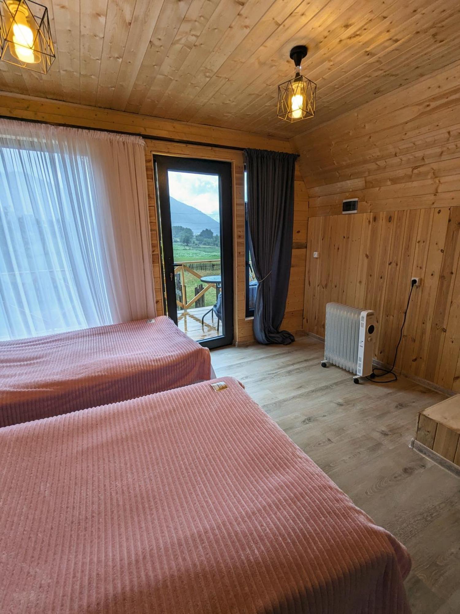 Guest House In Zhabeshi Lali Extérieur photo