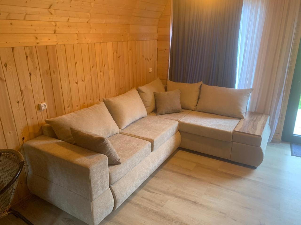 Guest House In Zhabeshi Lali Extérieur photo